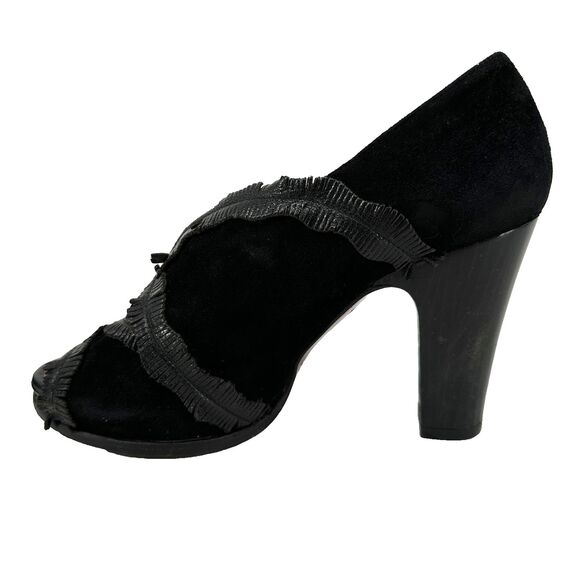 Chie Mihara 37 Black Suede Ankle Booties Fringe Peep Toe 3.5in Block Heel Boho - Picture 2 of 11